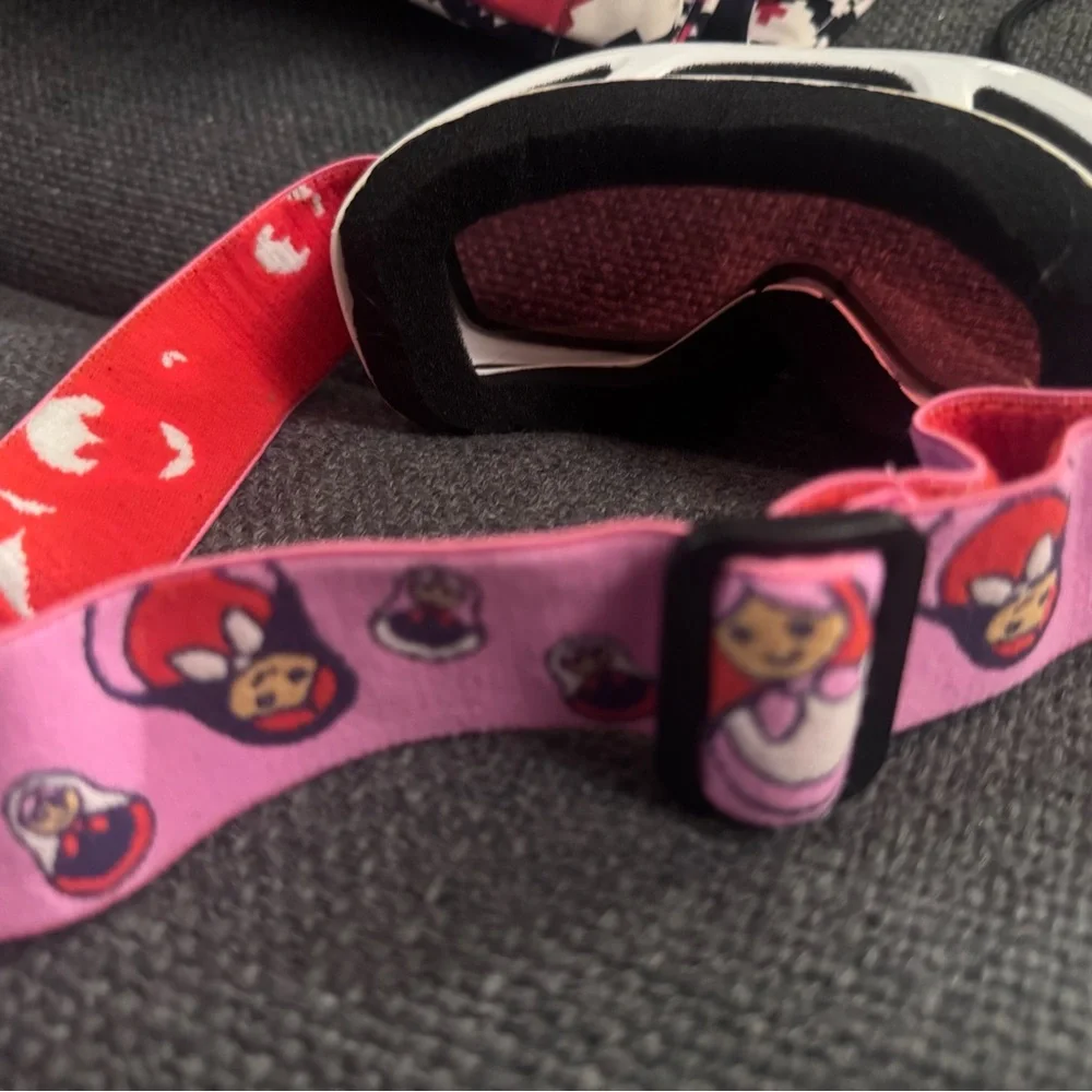 Bolle Kids Sunglasses with Pink Strap and Red Lens